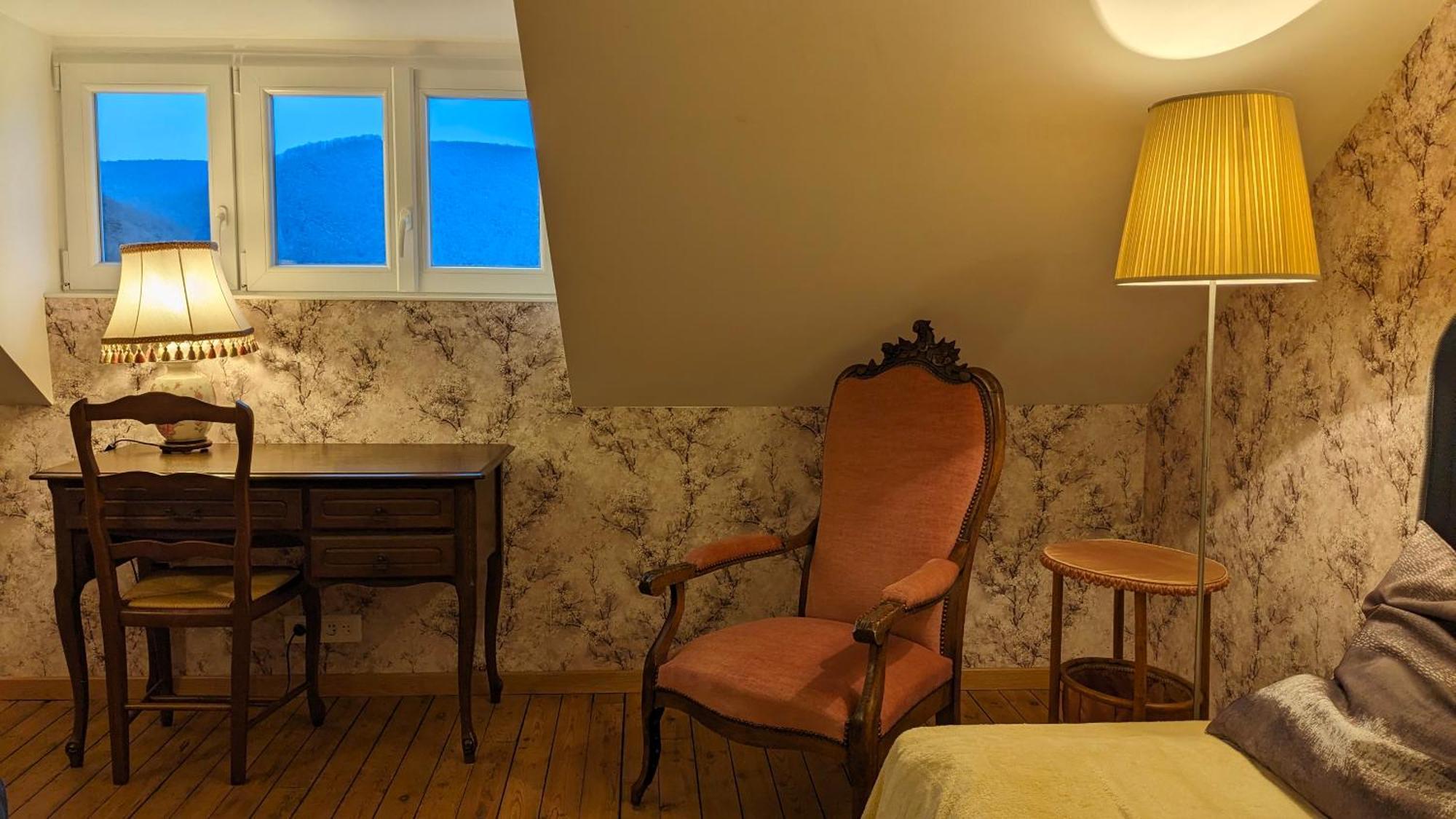 Le Balcon Sur La Meuse Villa Revin  ภายนอก รูปภาพ